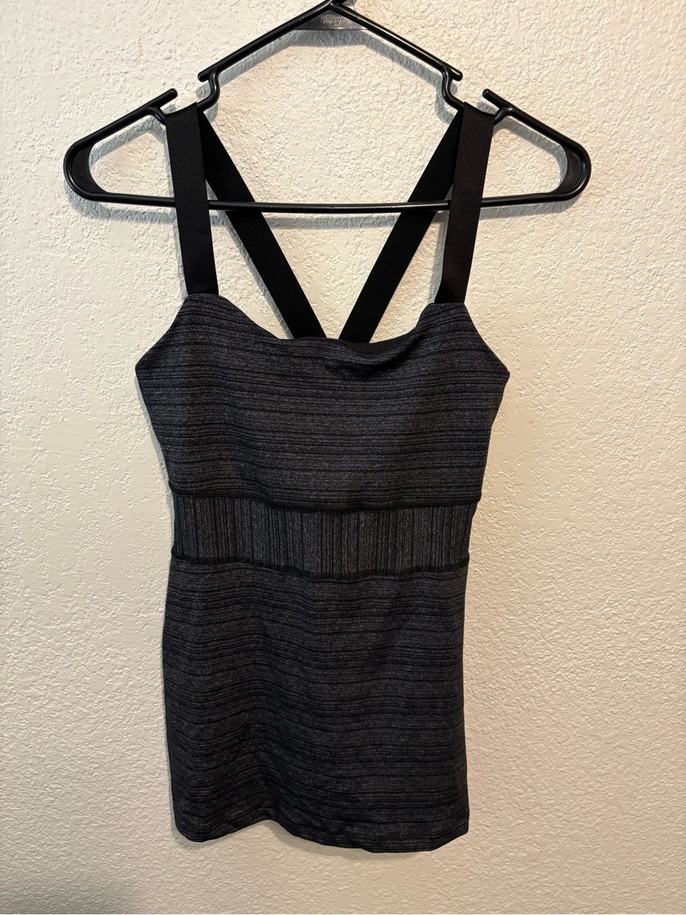 Beyond Yoga Black and Gray Striped Cross-Back Tank Camisole M